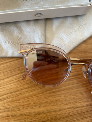 Damen Swarovski Sonnenbrille rosé Bild 4