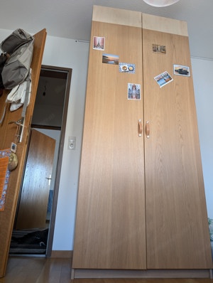  Großer Kleiderschrank mit Holzoptik Kleiderstange 3 Schubladen Bild 3