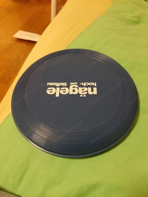 Frisbee