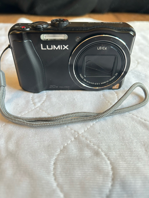 Lumix Digitalkamera mit Zubehör Bild 3