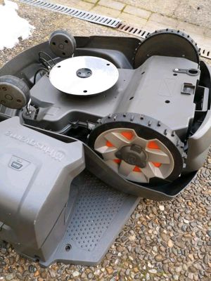 Rasenmäher Husqvarna Roboter 450x Bild 6