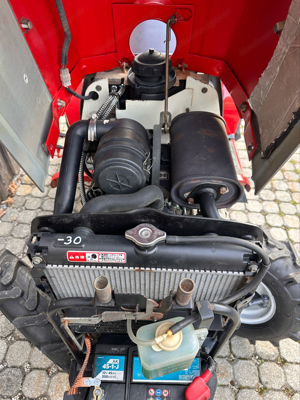 Yanmar Kleintraktor EF118 Diesel allrad hydrostat automatik servolenkung  Bild 4