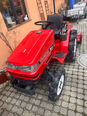 Yanmar ke4 kleintraktor Diesel allrad  Bild 2