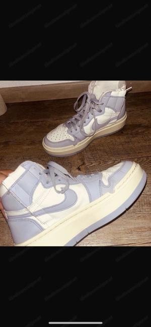 Nike Damen Jordans  Bild 2