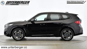 BMW iX1 xDrive30  Bild 5