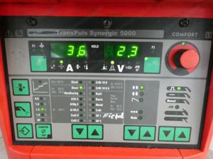 FRONIUS TransPuls Synergic 5000 Comfort Schweißgerät 500A Bild 5