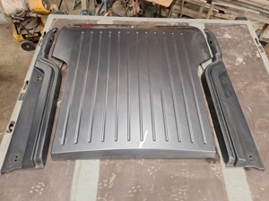 Originale VW Laderaumabdeckung Klappbar Amarok Bj.2010-2023 Bild 5