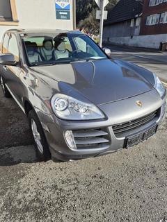 Porsche Cayenne Bild 2