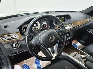 Mercedes-Benz E-Klasse Bild 9