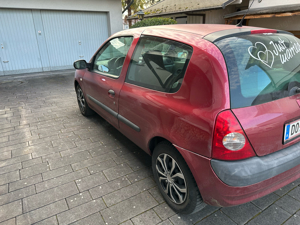 Renault Clio Bild 7