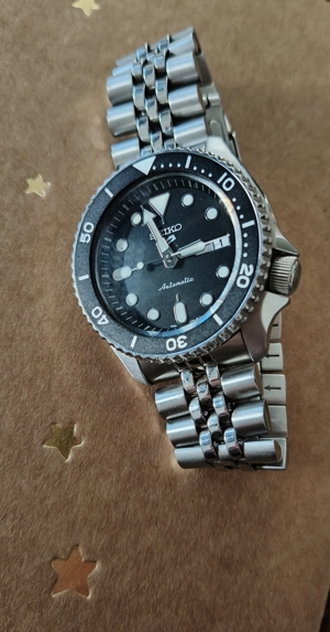 Seiko 5 Sports Automatik Uhr mit Box und  Papieren  Bild 3