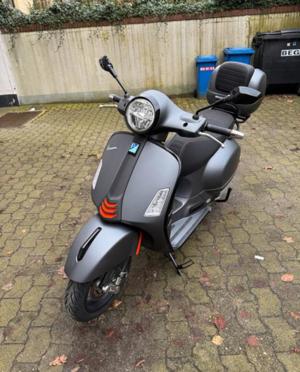 Vespa GTS 300 Supersport