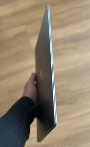 Macbook Air 2019 nur 104 Ladezyklen Bild 2