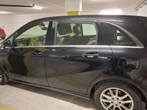 Mercedes-Benz B 180 Bild 2