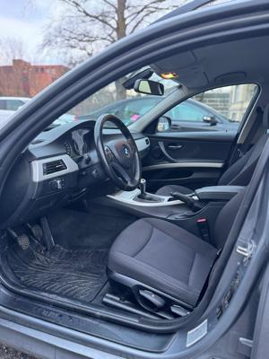 BMW 318d Touring E91 N47 *Frisch Vorgeführt* Bild 8