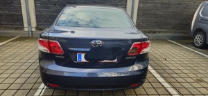 Toyota Avensis limousine  Bild 3