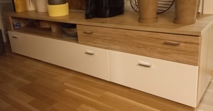 Sideboard und Schrank Vitrine