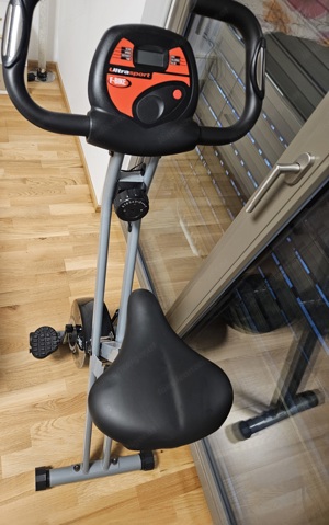 Heimtrainer Fahrrad Bild 4