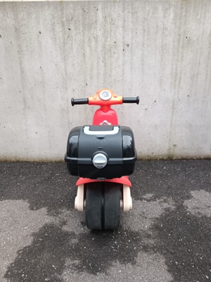 Kinder Roller   Vespa  Bild 3