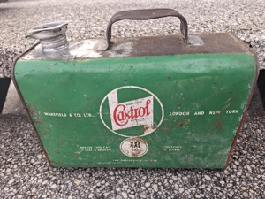 Alte Castrol ÖelboX aus den 50ger Jahren