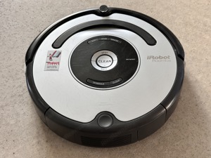 Roomba Staubsaugerroboter Bild 1