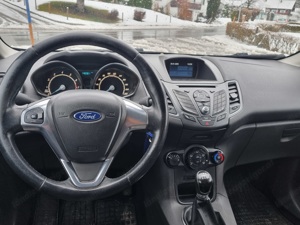 Ford Fiesta Trend 1,25 Bild 8