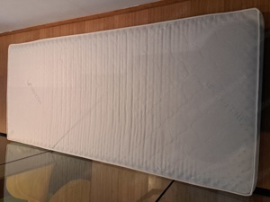 Schaummatratze 90 x 200 cm zu verschenken Bild 3