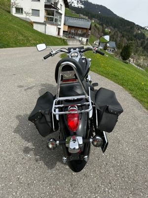 Kawasaki VN 900, classic Bild 6