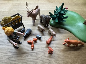 Playmobil Set Waldlichtung mit Tierfütterung