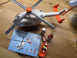 Playmobil Rettungshubschrauber 6686 Bild 3