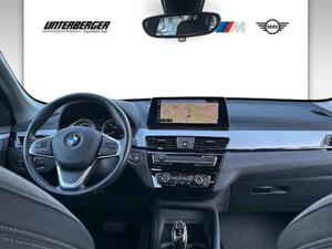 BMW X1 xDrive18d  Bild 6