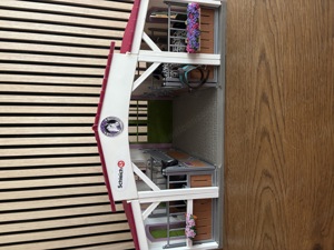 Schleichstall mit Pferden enthalten Bild 3