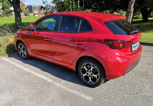 MG3 Hybrid+ nur 3000 km, wie neu Bild 2