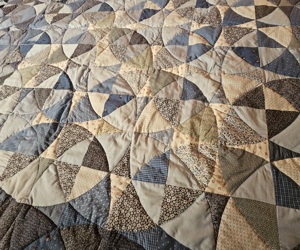 Patchwork Decke, Handarbeit echtes Unikat Bild 2