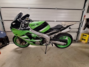 Kawasaki ZX6R Bild 4