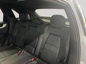 Porsche Cayenne Bild 14