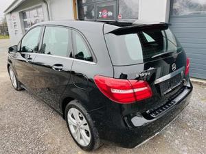 Mercedes-Benz B-Klasse 2016 Bild 4