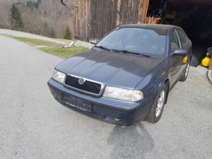 SKODA Octavia  Bild 2