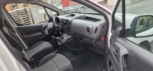 Peugeot Partner WENIG KILOMETER 1,6HDi Kastenwagen Bild 8