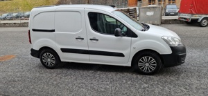 Peugeot Partner WENIG KILOMETER 1,6HDi Kastenwagen Bild 3