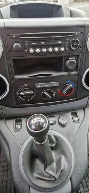 Peugeot Partner WENIG KILOMETER 1,6HDi Kastenwagen Bild 9