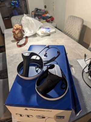 Sony-Kopfhörer PlayStation vr2 + Controller Dosen- 