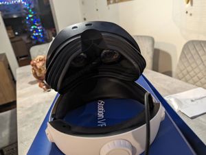 Sony-Kopfhörer PlayStation vr2 + Controller Dosen-  Bild 2