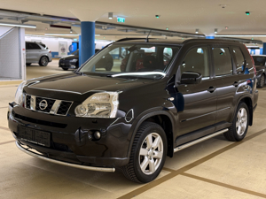 Nissan X-Trail Automatik Allrad wenig Km Bild 4