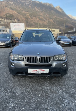 BMW X3 xDrive18d E83 N47 Bild 2