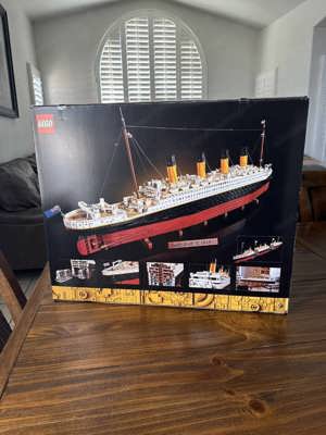 LEGO Titanic (10294) Neu 