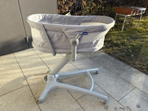 Chicco Baby Hug 4 in 1 - Stubenwagen (bis 9 kg) - Hochstuhl (bis 15 kg) Bild 2