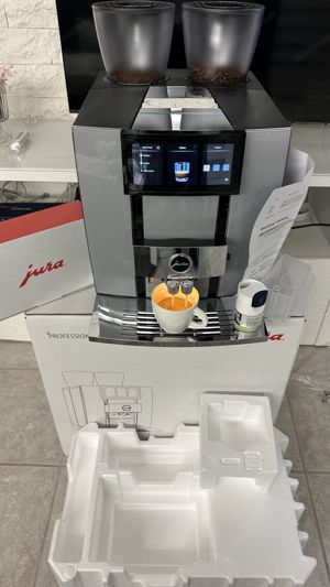 JURA Kaffeevollautomat Giga W10 Diamond Silver Aussteller Mo