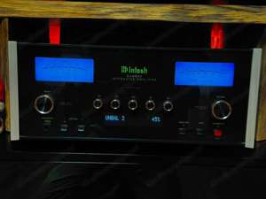 McIntosh MA 8900 AC