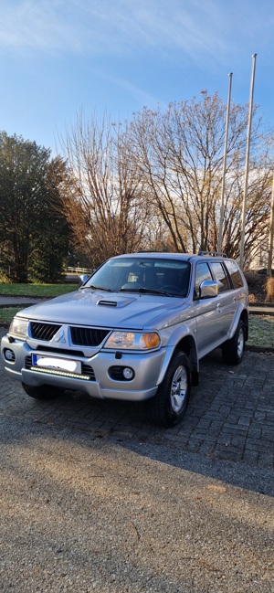 Mitsubishi Pajero Sport GLS Powerline Bild 2